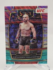 2022 Panini Select UFC - Concourse Alexander Volkanovski #15 Tri-Color Prizm