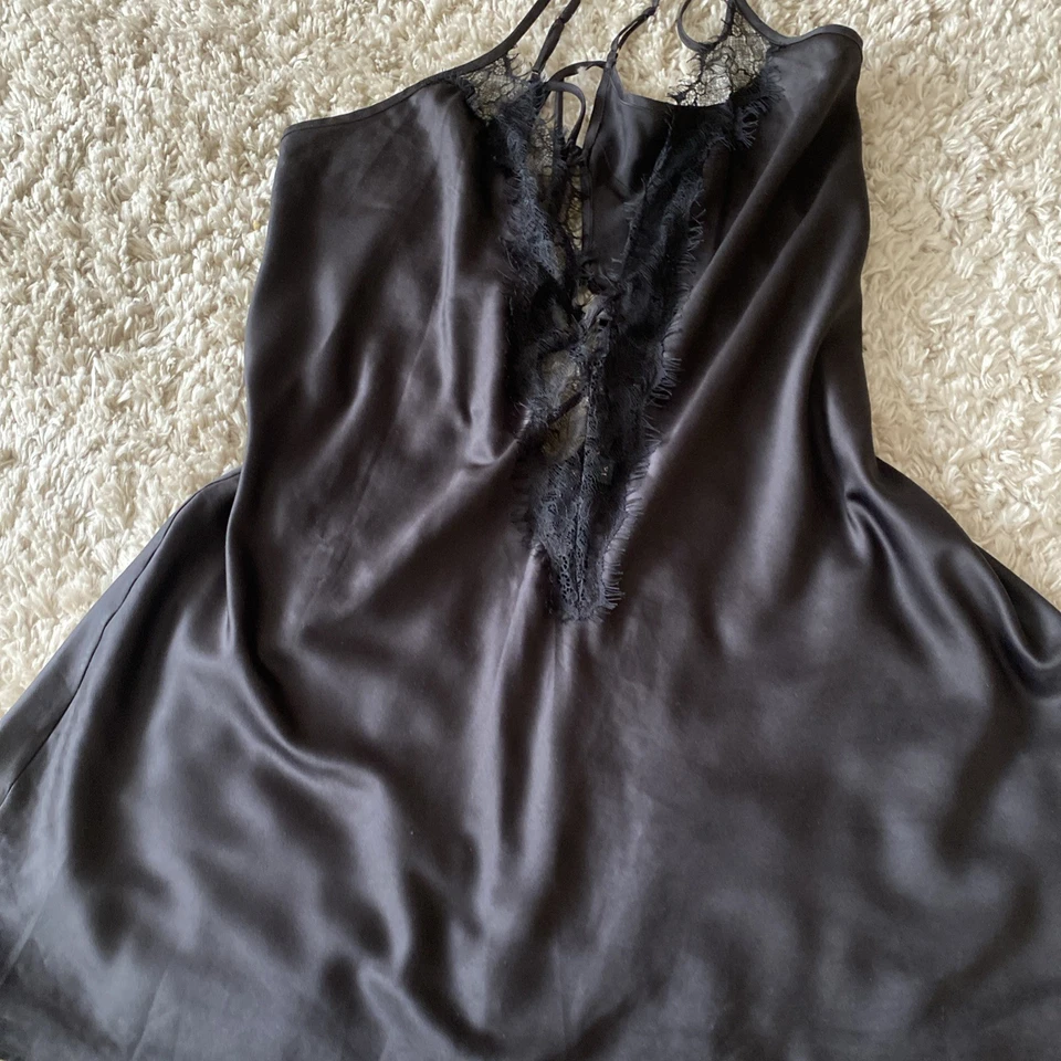 Worn Once Ann Summers Satin And Lace Chemise Size 16 - Image 2 of 4