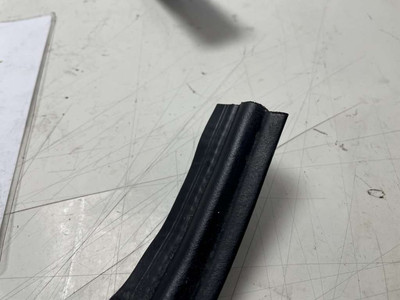 Vendo GUARNIZIONI RASCHIAVETRO PORTA CON VELLUTINO FIAT - Foto 6