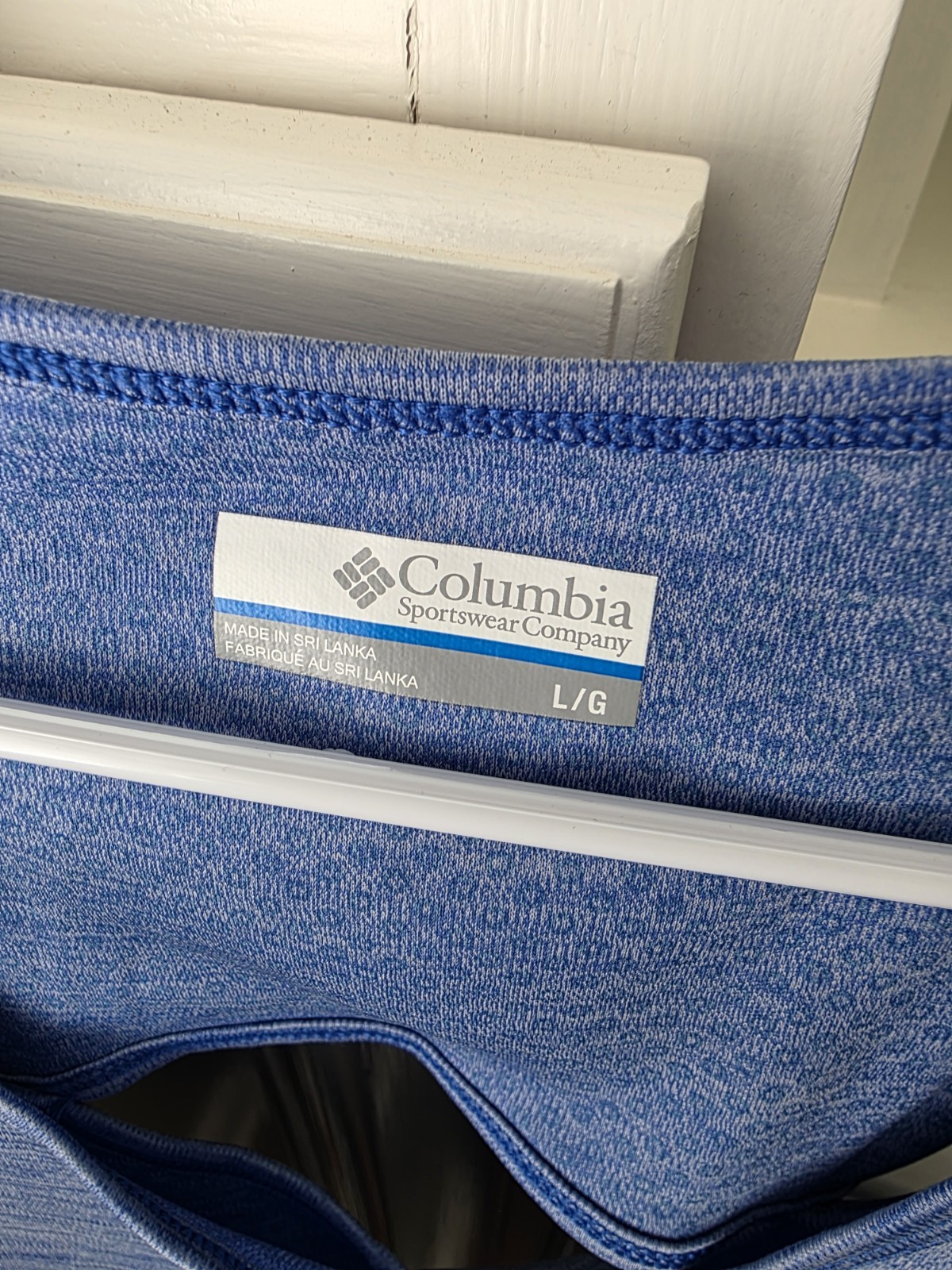 Columbia Tank Top Women's Size Large with Opening In The Back purple Athletic  thumbnail 3