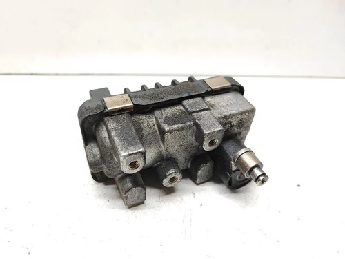 BMW 1 Coupe E82 Elektrische Turboladersteuerung 6NW009660 1.80 Diesel 33639527