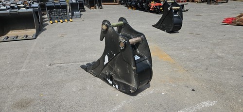 300mm Digging Bucket w/ 65mm Pins - Unused - Price £875.00 + VAT @ 20% - C326 - Picture 3 of 8