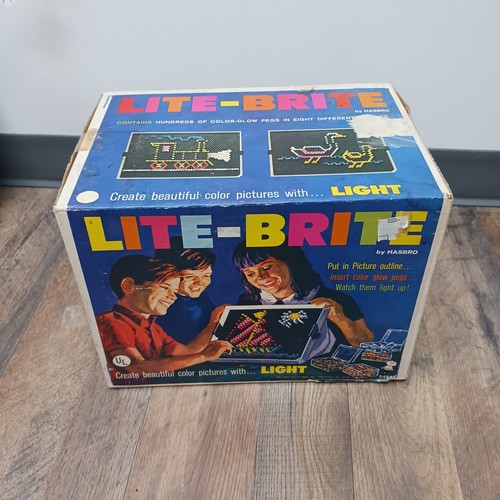 Lite-Brite 5455 1967 vintage probado funciona caja original con clavijas, insertos - Imagen 11 de 14