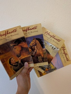 Lot of 4 Hoofbeats Kathleen Duey Katie and The Mustang 1-4