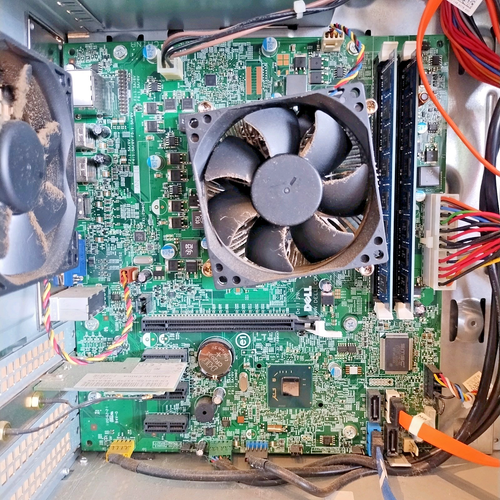 Dell inspiron 620s Desktop Tower, Core i3-2100, Windows 7 DVD - Picture 4 of 13