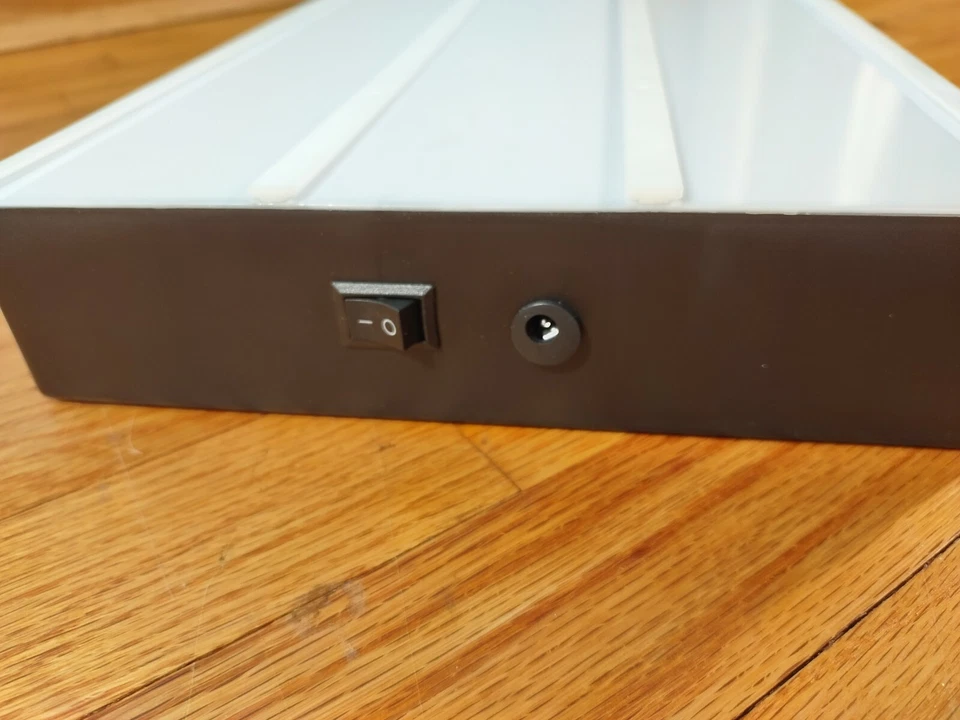  Buzón de carpa iluminado  Foto 3 de 4