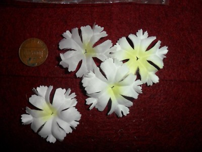 Vintage Darice Mini 1 1/2'' Carnation Petals - 36 Petals