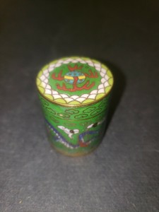 Old Antique Chinese Cloisonne Round Box with Dragon / GREEN TOP