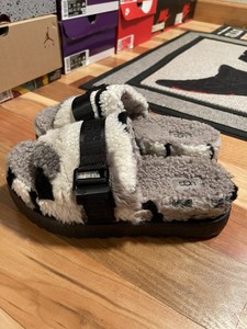 ugg fluffita