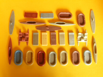 HO - 1:87 Set of 25 pieces tank tops -mattresses -pedal boat -serf - canoes - Krea