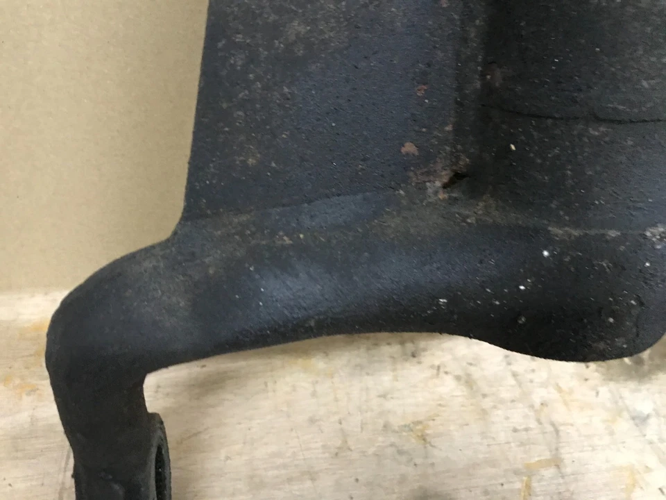 ASTON MARTIN DB7 VANTAGE PASAJERO TRASERO N/S BRAZO INFERIOR 1999 2000 2001-2003 B288 Foto 3 de 4