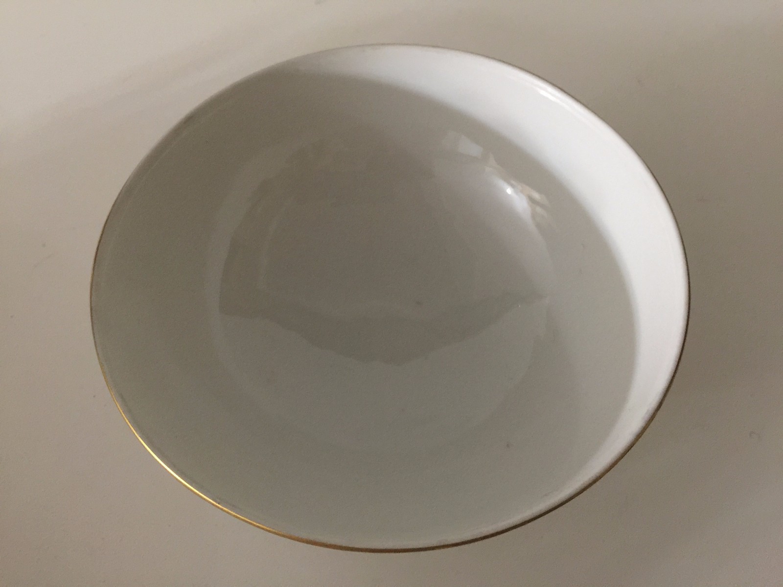 VTG Wittelsbach Germany White Porcelain Round Bowl, 3" Tall x 5 3/4