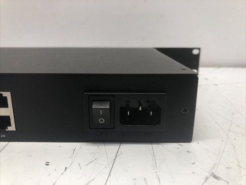 Conmutador de red en rack Gigabit Araknis Networks AN-100-SW-R-24 AV - Imagen 8 de 11