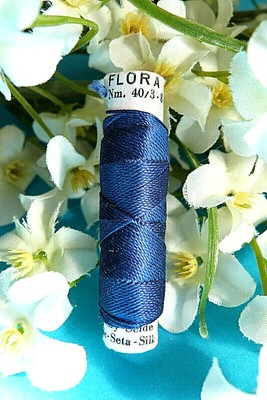 345B/ BELLE BOBINE ANCIENNE PUR FIL SOIE CORDONNET GUTERMANN VERT