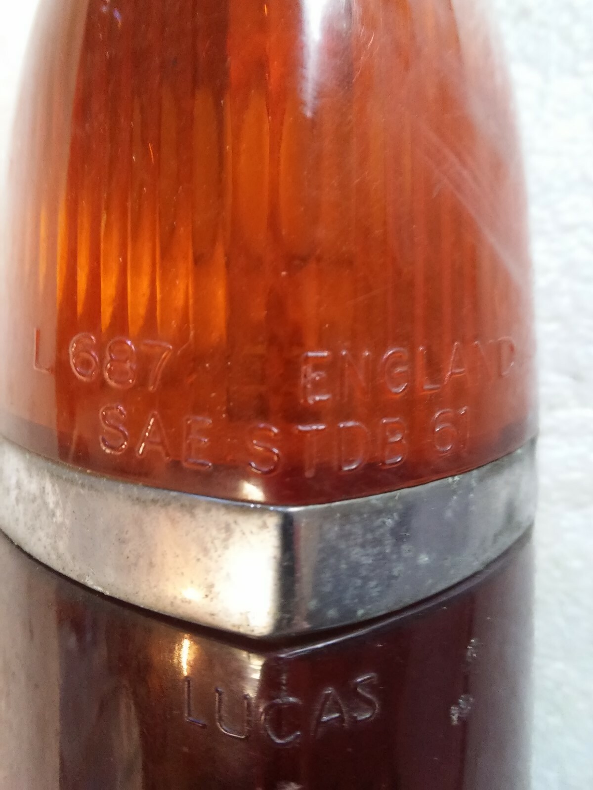 Lucas L687 taillight fits older Jaguar, Daimler & Rolls Royce cars