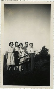 Photo Ancienne Vintage Snapshot Groupe Oreille D Ane Gag Blague Drole Funny Ebay