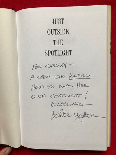 JUST OUTSIDE THE SPOTLIGHT:GROWINGUP WITH EILEEN HECKART, LUKE YANKEE, 2006 HC - Bild 4 von 11