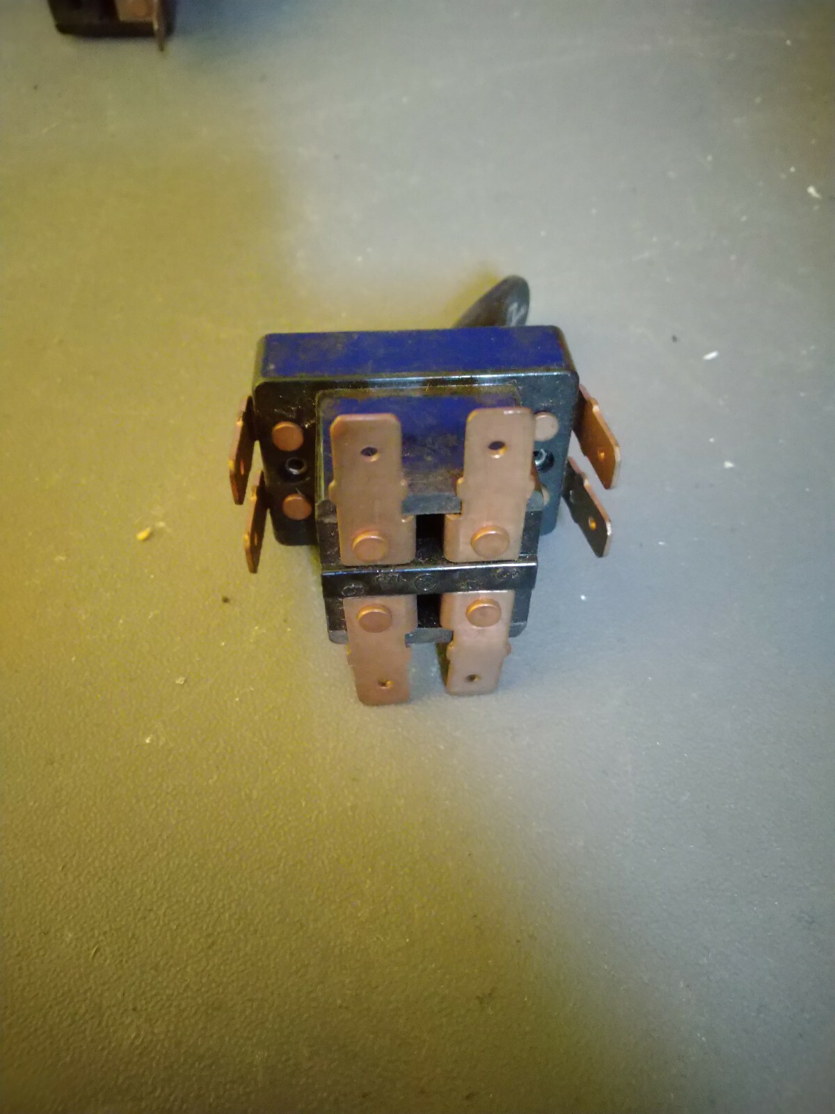 Picture 2 of 7