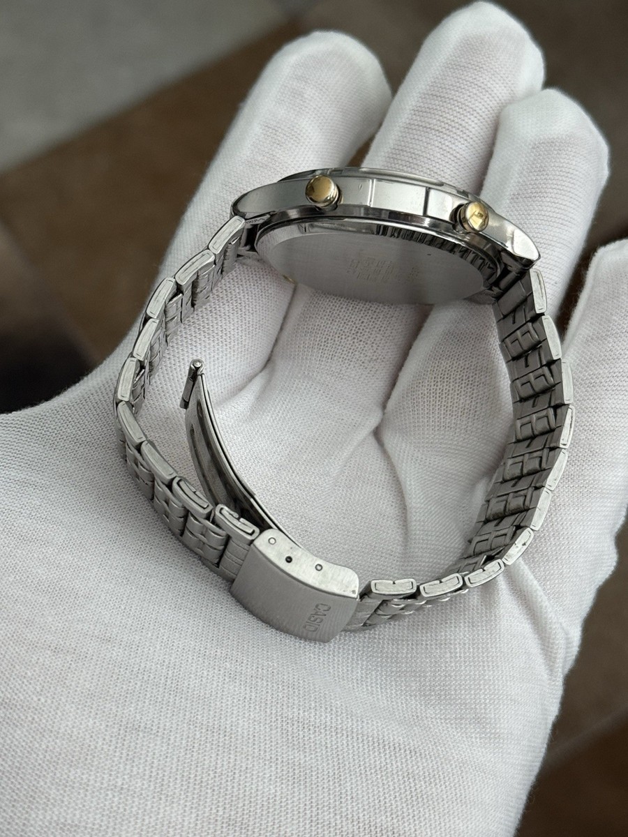 Rare Vintage Casio AW-600 Men's Ana-Digi Alarm Chronograph Sports