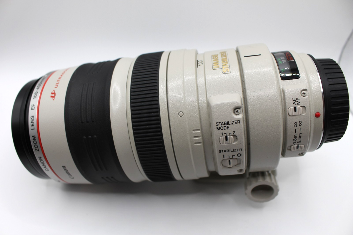 Mint w/Case] Canon EF 100-400mm f/4.5-5.6 L IS USM Lens + Hood