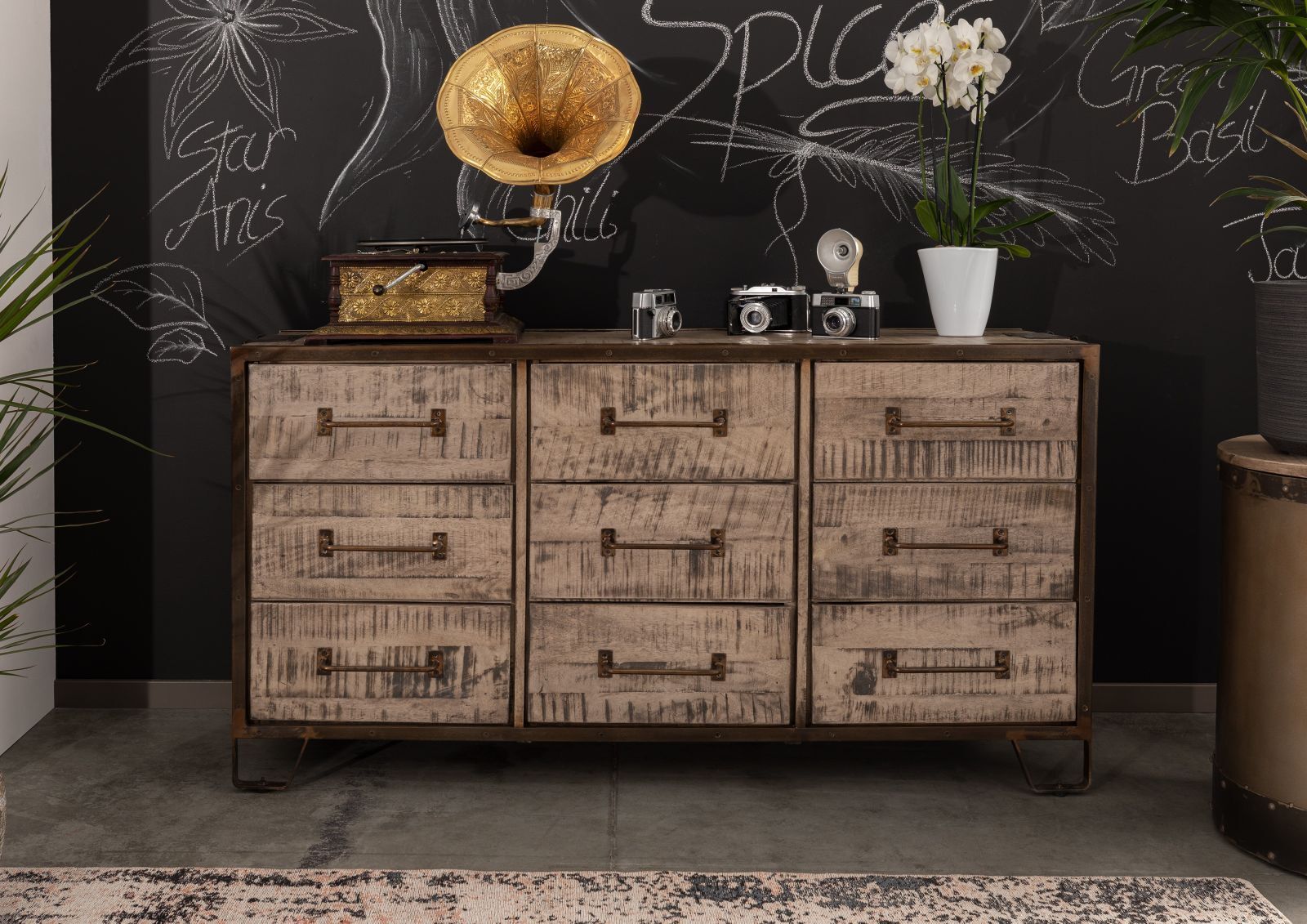 Sideboard Mango 150x45x80 braun lackiert HEAVY INDUSTRY 218