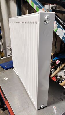 FLOMASTA TYPE 22 DOUBLE-PANEL DOUBLE CONVECTOR RADIATOR 700 X - Main Image