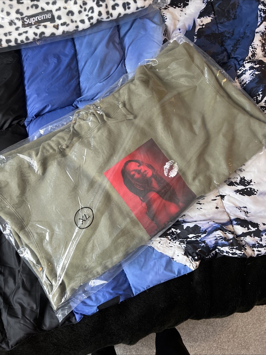 Supreme Kate Moss Hooded Sweatshirt. XL, Light Olive - FW24