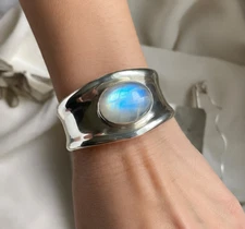 Moonstone 925 Sterling Silver Handmade Cuff New Year Gifts Jewelry R-2218