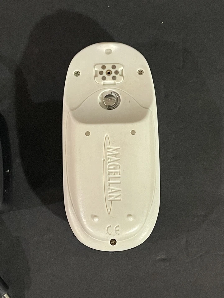 Magellan eXplorist 400 GPS Portable/Walking/Hiking - Image 4 of 4