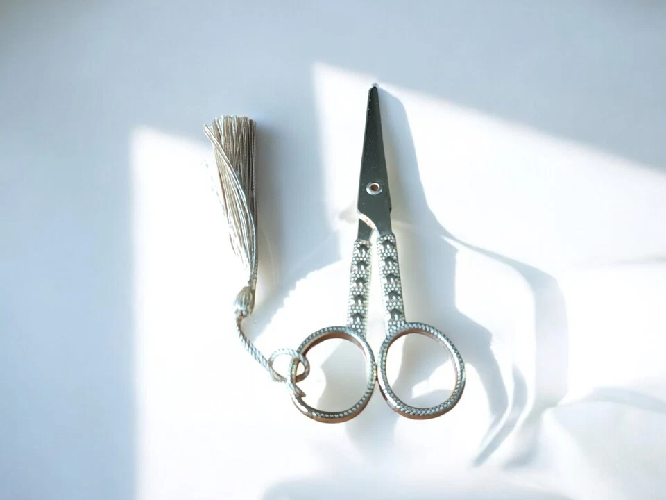 Handmade Mirror Engagement Tray Set - Personalised Wedding Ring Holder and Groom - Image 3 of 4