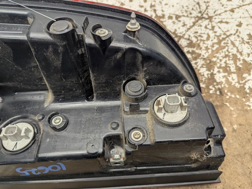 Driver Left Tail Light Fits 17-24 RIDGELINE 797257 - Image 4 of 4