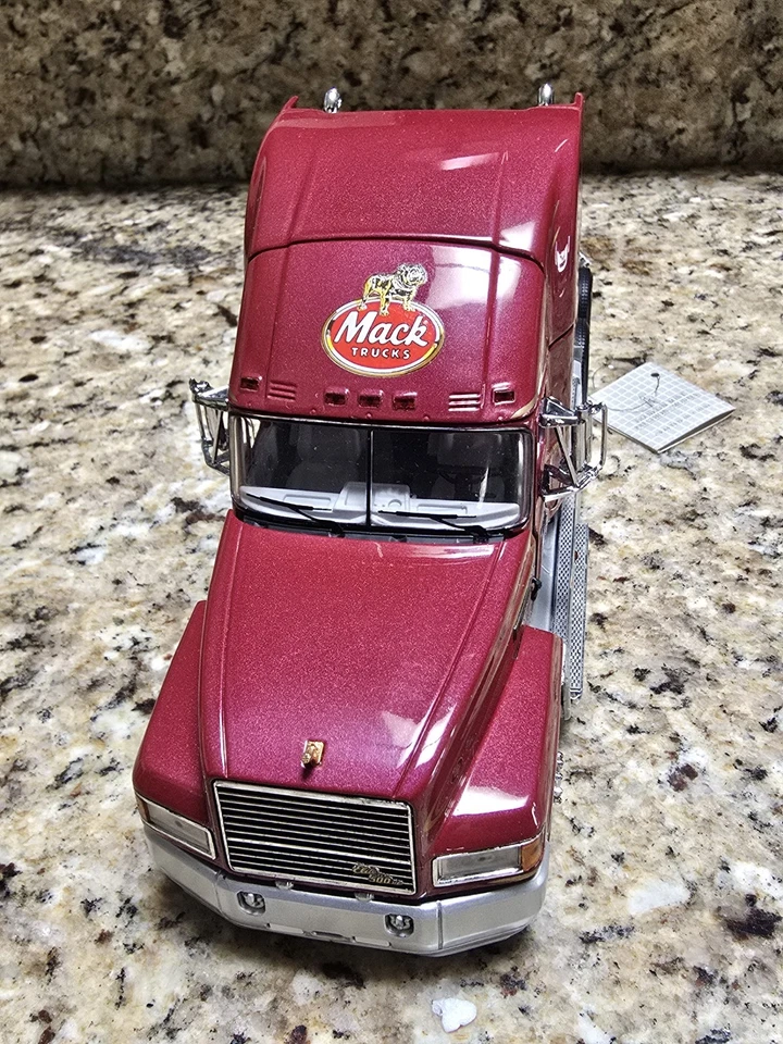 1993 Franklin Mint Mack Diecast Semi Truck Burgundy Bobtail Vintage NEW READ  - Image 2 of 4
