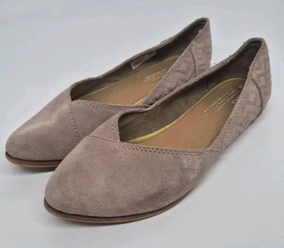 TOMS Shoes Womens Sz 8 Taupe Suede Flats Chevron Loafers Casual - Image 1 of 4