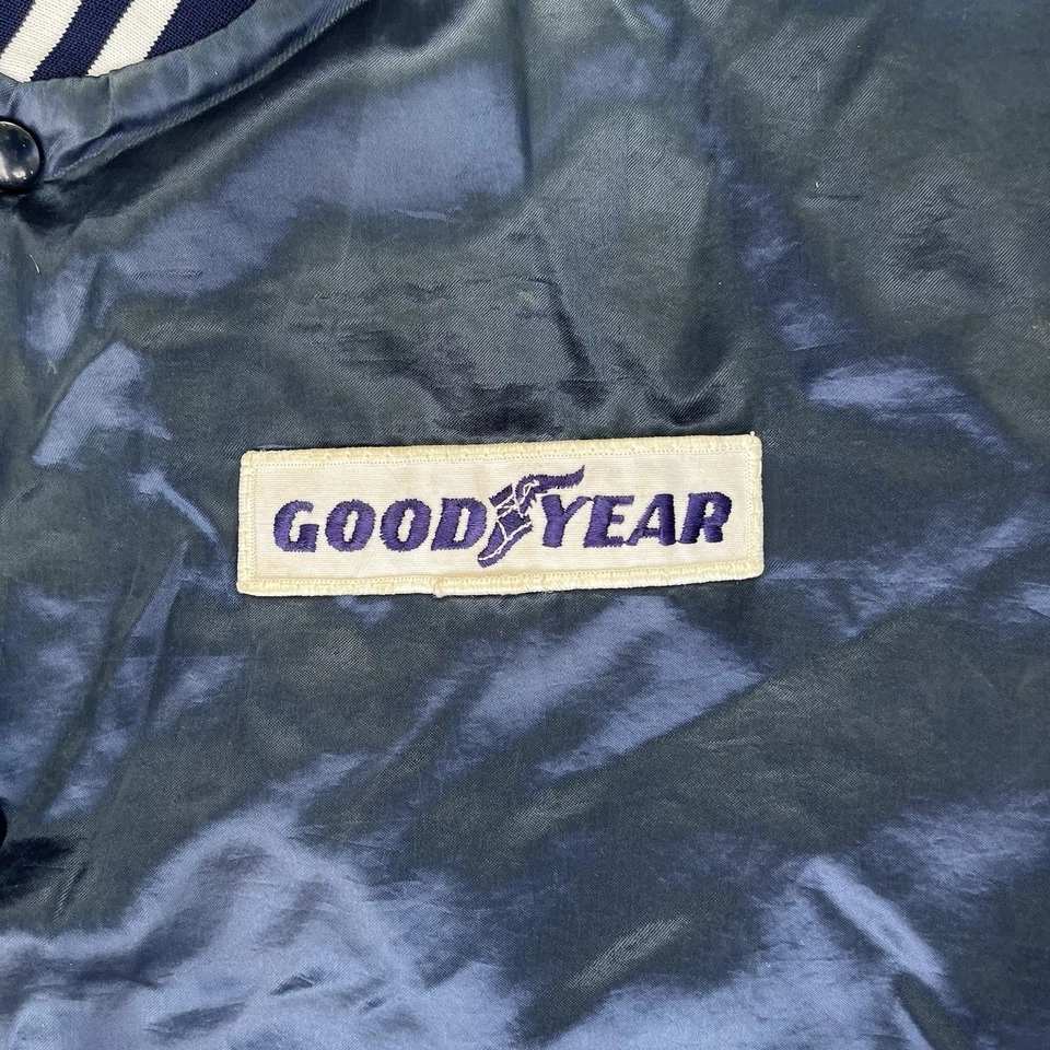 Chaqueta de bombardero Goodyear Racing vintage años 80 satinada cierre a presión universitaria talla M Foto 3 de 4