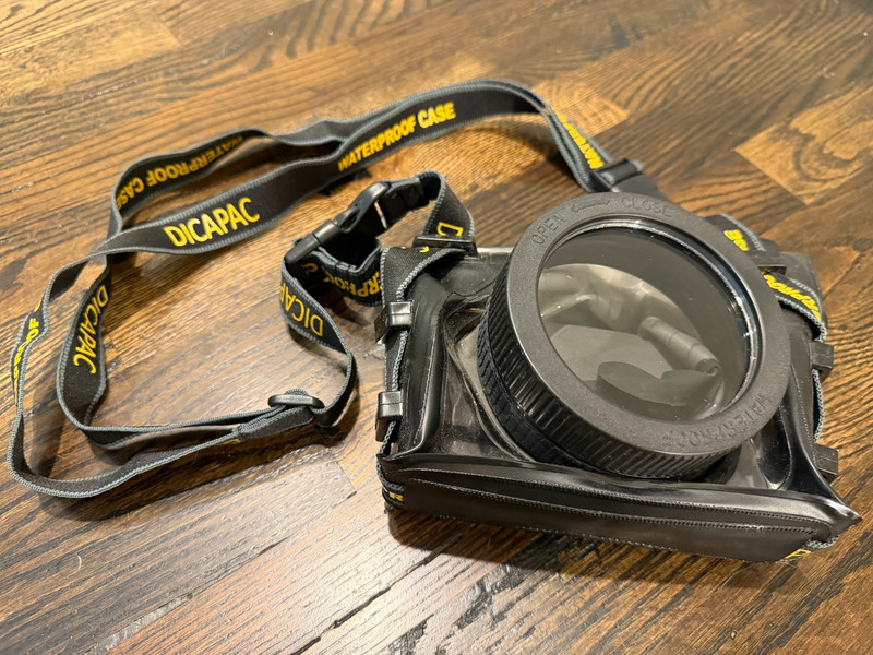 NICE DICAPAC WP-S5 Waterproof Case for Underwater Photography!!!