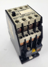 3TH8253-0A Siemens Contactor 132V Coil *NEXT DAY OPTION* FLAW