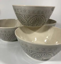 x4 Shabby Chic NEW!!! BOWLS Medallion Grey 6”l X 2.75”h MELAMINE Outdoor Gray