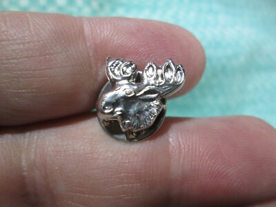 Silver-Tone Moose Head Loyal Order of The Moose - Small Lapel Pin - / 2K