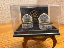 REUTTER  MINIATURES Blue Onion  SALT BOX SET