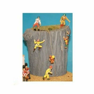 6 Assorted Rock Climbers OO Scale Langley F150