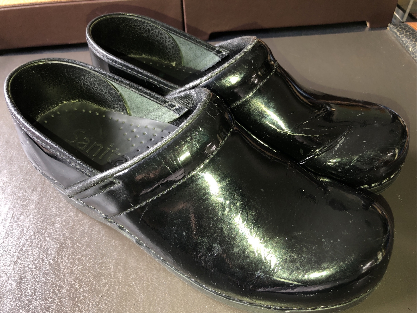 Sanita Women's Size /39 EU Black Patent Leather Professional