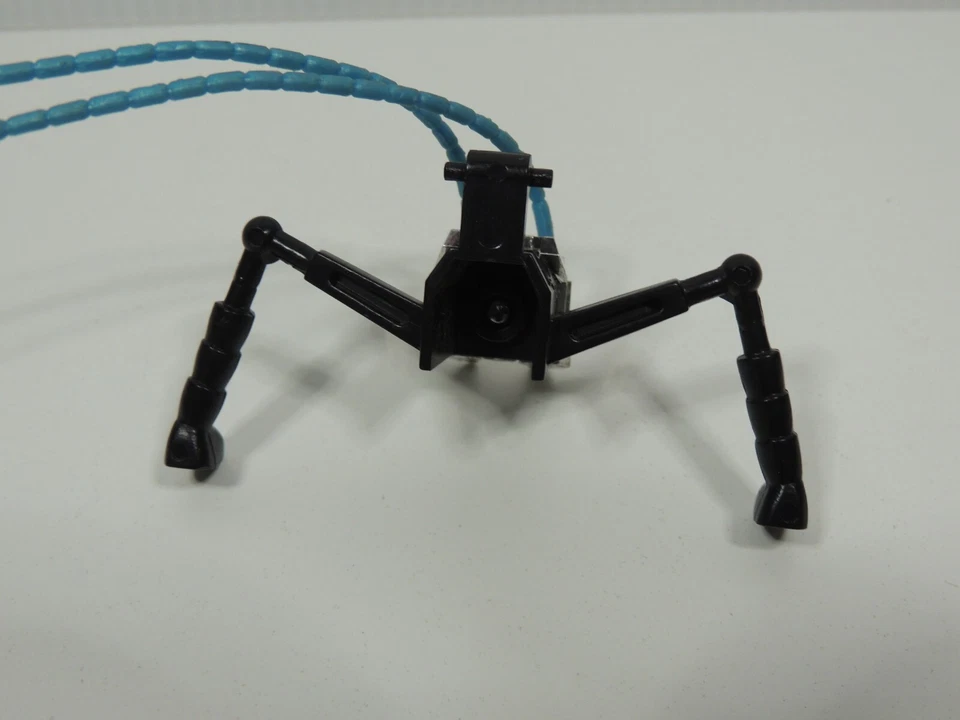 Select Convertors Head Legs Insectors Creeper converters 1985 Vintage Parts Lot - Image 2 of 2