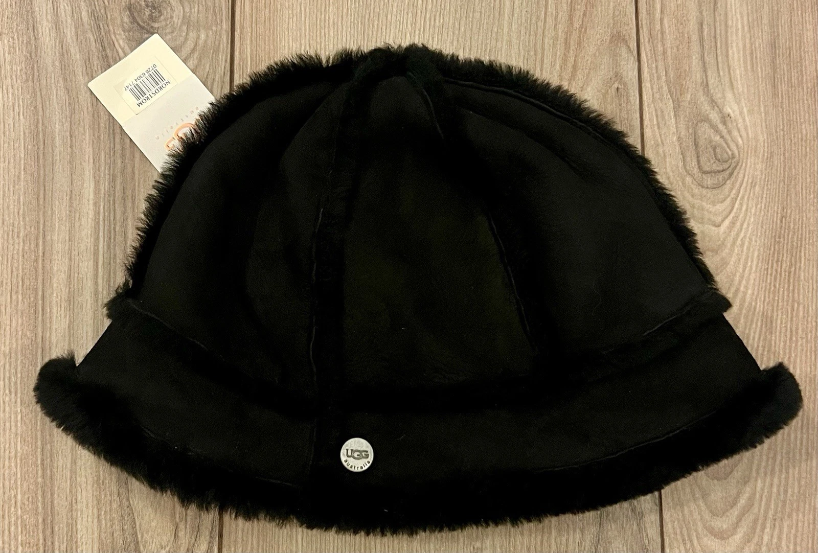 NWT'S UGG Australia Sheepskin Shearling Spill Seam Bucket Hat Black One Size