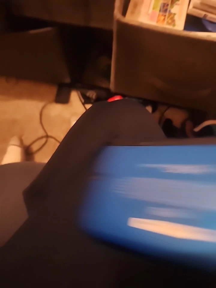 Sistema de jogos portátil Nintendo New 3DS XL 4GB - Preto - Imagem 4 de 4