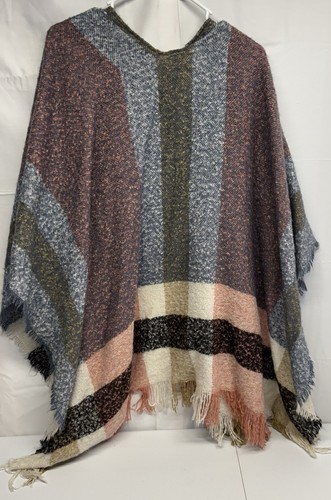 Women's Cozy Fringed Open Front Poncho Cape Sz ONE SIZE - Picture 2 of 5