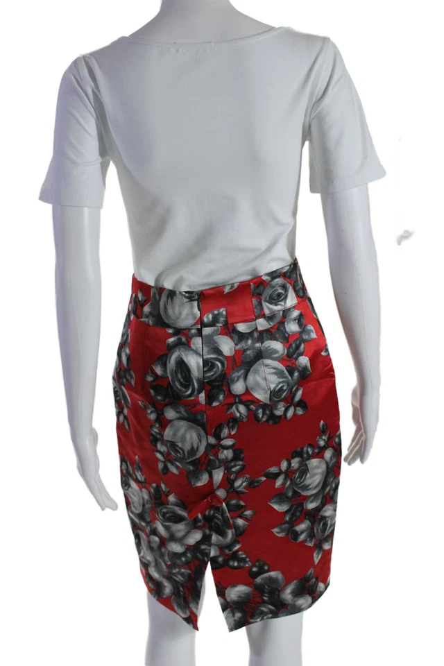 Saia lápis Yoana Baraschi feminina seda estampa floral fenda traseira vermelha cinza tamanho 4 - Imagem 3 de 4