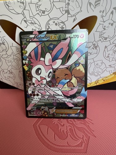 The Pokemon Company Sylveon EX RC32/RC32 Generations RC Full Art Holo UR