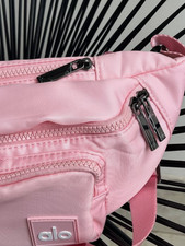 Alo Yoga Explorer Gürteltasche Pink
