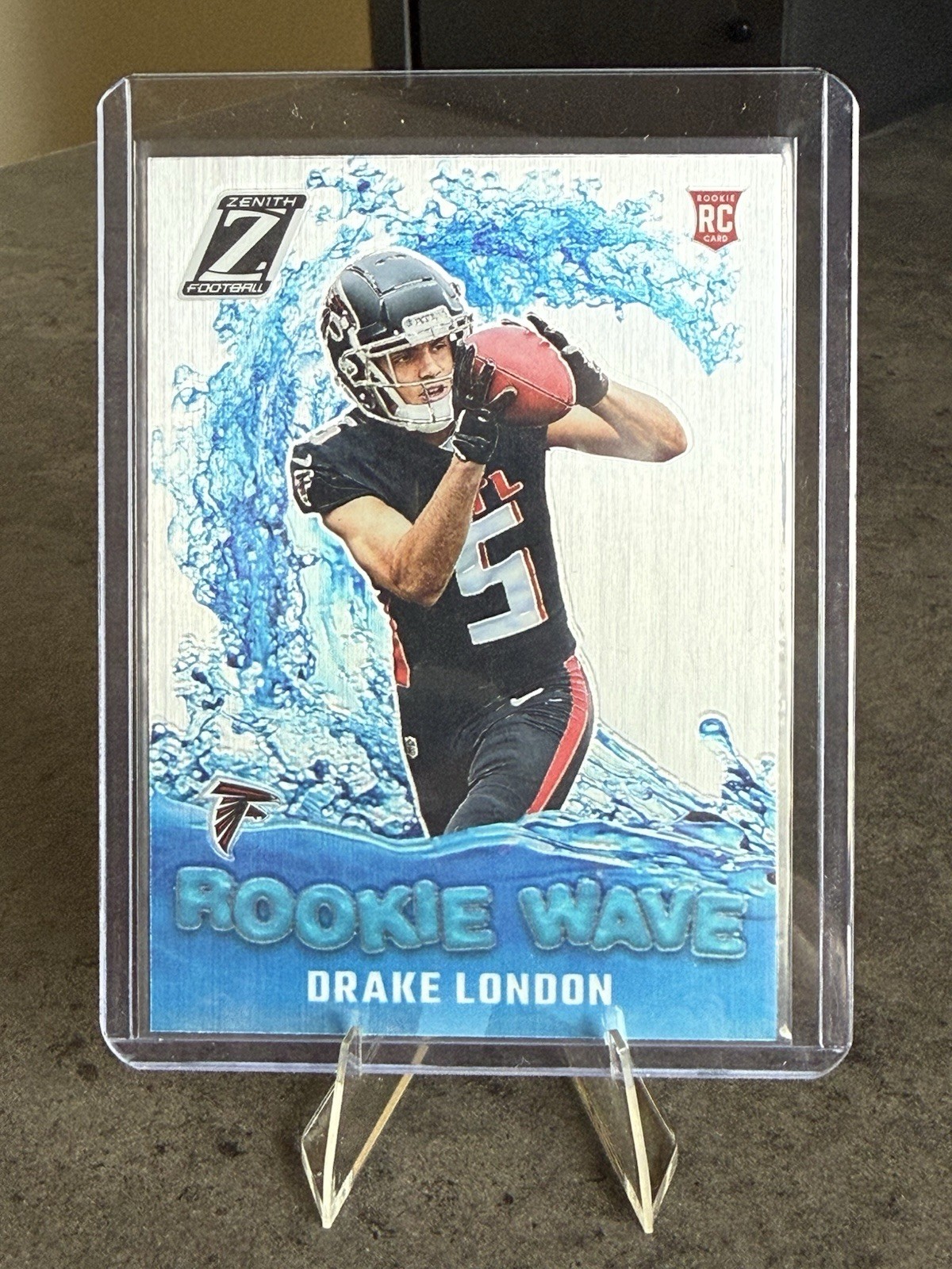 🔥2022 Panini Zenith - Rookie Wave Drake London #RW-DL (RC)🔥
