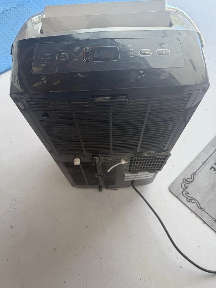 LG Portable AC and Heating Unit Portable Air Conditioners - Image 3 of 4